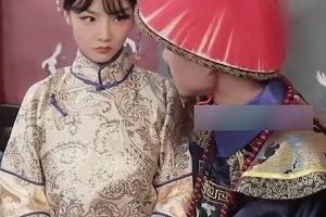 蜜桃女神《陈可心》最新剧情贵妃和大臣通J