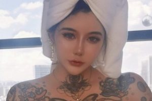 白富美《Sexy chloe》火爆私拍