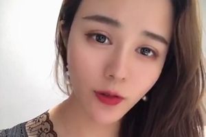 易直播六一定制黑丝高跟女神