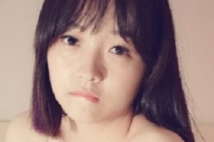 摄影大神《无敌爱》各种露出教育多人运动一应俱全