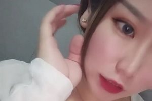 p站美女面色潮红花样百出