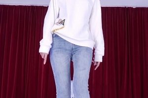 已婚健身教练《阿珞》完美身材有氧果体健身舞蹈