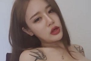极品网红《heartmhoney》私人订制合集 [NV+8g][百度盘]