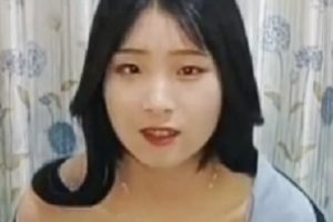 国产人气主播《七七和樱子》1080P最新流出