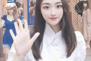 南航八字丰腴空乘二度幽会把玩