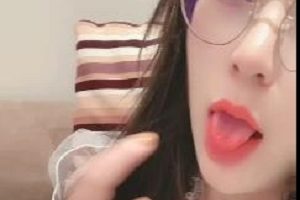 网红女神《砂糖》高颜值长腿A4腰