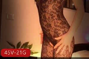 极度罕见稍重口P站极度火爆的《Lilimini》
