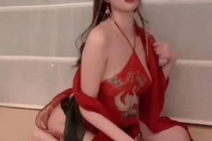 秀人网人气女神《杨晨晨》真空超短裙