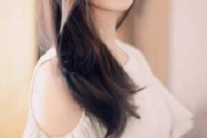 萌系少女《咬一口小奈樱》学院风资源