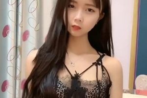 快手微博网红《张傲娇》《苗老师》私人定制直播回放