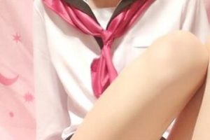 微博罗莉小仙《奶油少女m》三种饮料喷泉表演