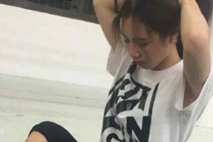 Twitter伪装的素人《大学萌妹》