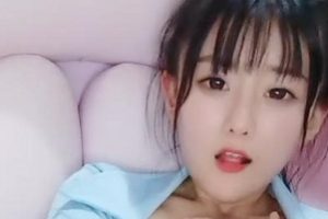 pr社极品软妹子《软软小湿妹》直播回放合集