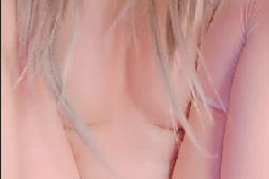 会水龙弹的七彩主播《十八岁小妹子》