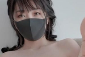 最新短片新碎花裙《玩偶姐姐hongkongdoll》