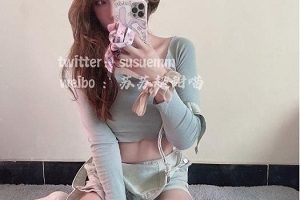 推特极品女神《苏苏超甜喵》 清甜背带牛仔女友