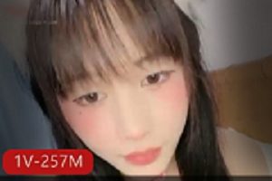 pr社极品00后小美女拿起啤酒瓶来满足自己的生理需求 [1V-257M]