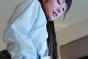 岛国一位超可爱大二学生双马尾学生制服接拍 [1V-1G]