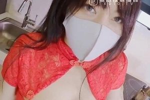 加拿大天生丽质的美女留学生（小水水）回国后依旧不改国外陋习，小水水必须有猛男陪伴才能睡得着觉[1V459M]