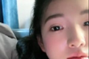 南京真实校花大二学妹，教室课堂上的一些不检点行为 [5V-2.3G]