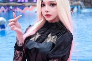 Twitter网红《ts蓓蓓酱》火辣泳装照被网友疯传【14V，557M 】