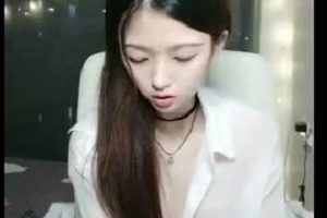 抖音青春少女（柠檬）直播唱歌，人美歌甜的邻家女孩