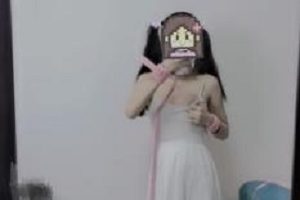 抖音苗条美女（沫沫酱）抖音风变装舞，吊带短裙展示一级棒身材【2.66GB】