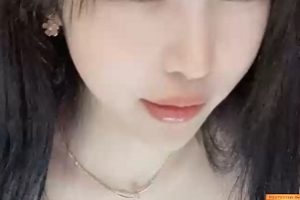 MiSSLee01：SP站人气粉丝超竿娆1v+548M视频自行打包，百度盘骚