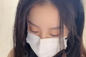 00后小姐姐漂亮馒头女神，柔软酥球，闷骚感觉，3个视频4.4G百度盘