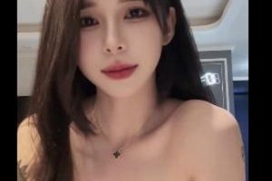 抖音李梦琳微密圈自拍合集66部52M太诱人