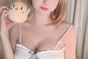 推特嫩模黑龙贯通私房作品22期2.3G令人喷血