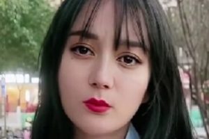 热巴迪丽学生妹OL精选5V3.4G御姐范十足