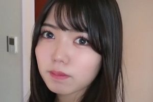 FC2清纯小百合私密拍摄1V1.21G嫩到爆汁