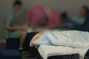 番尼君推特绿妻深度互动实录102部40G极致多人情缘